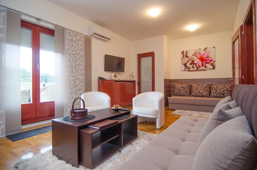 Apartments Biser Vrnjačka Banja Kamer foto