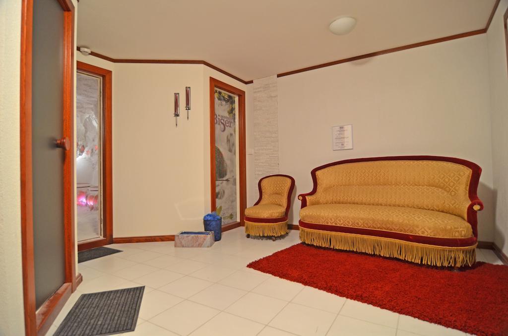 Apartments Biser Vrnjačka Banja Buitenkant foto
